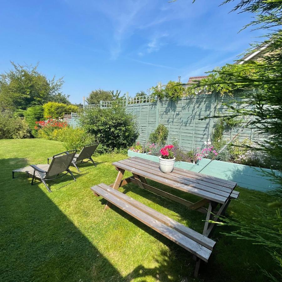 Nettle Bank Bed & Breakfast Lyme Regis Exterior photo